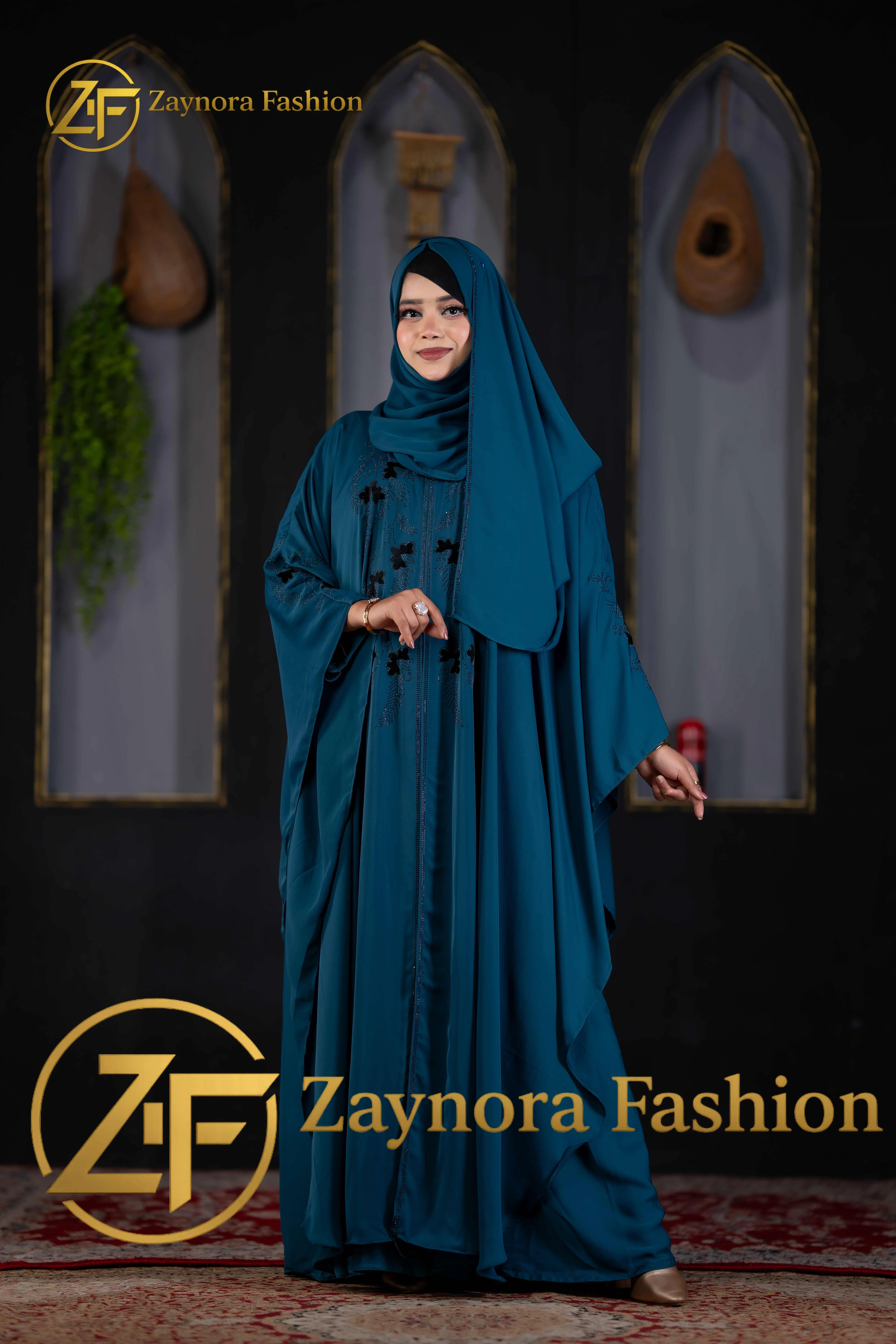 Valbet Abaya